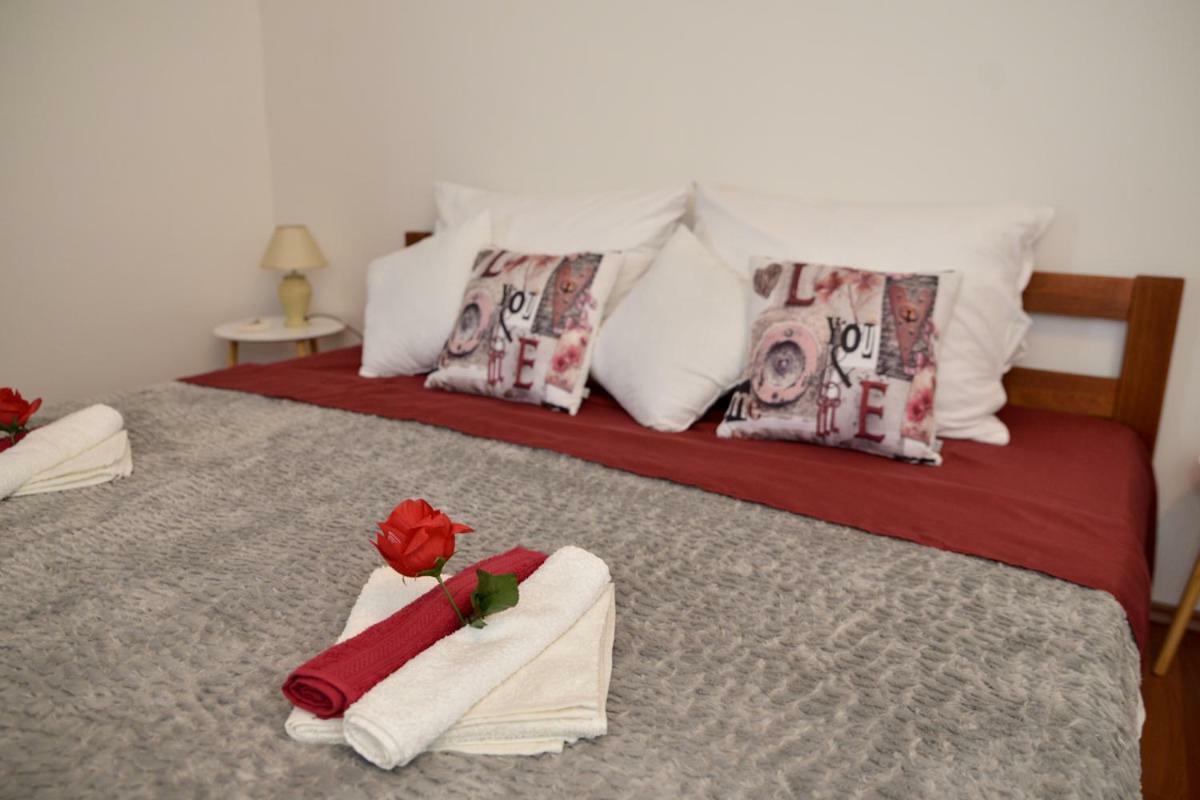 Apartment Antonio Zara Esterno foto