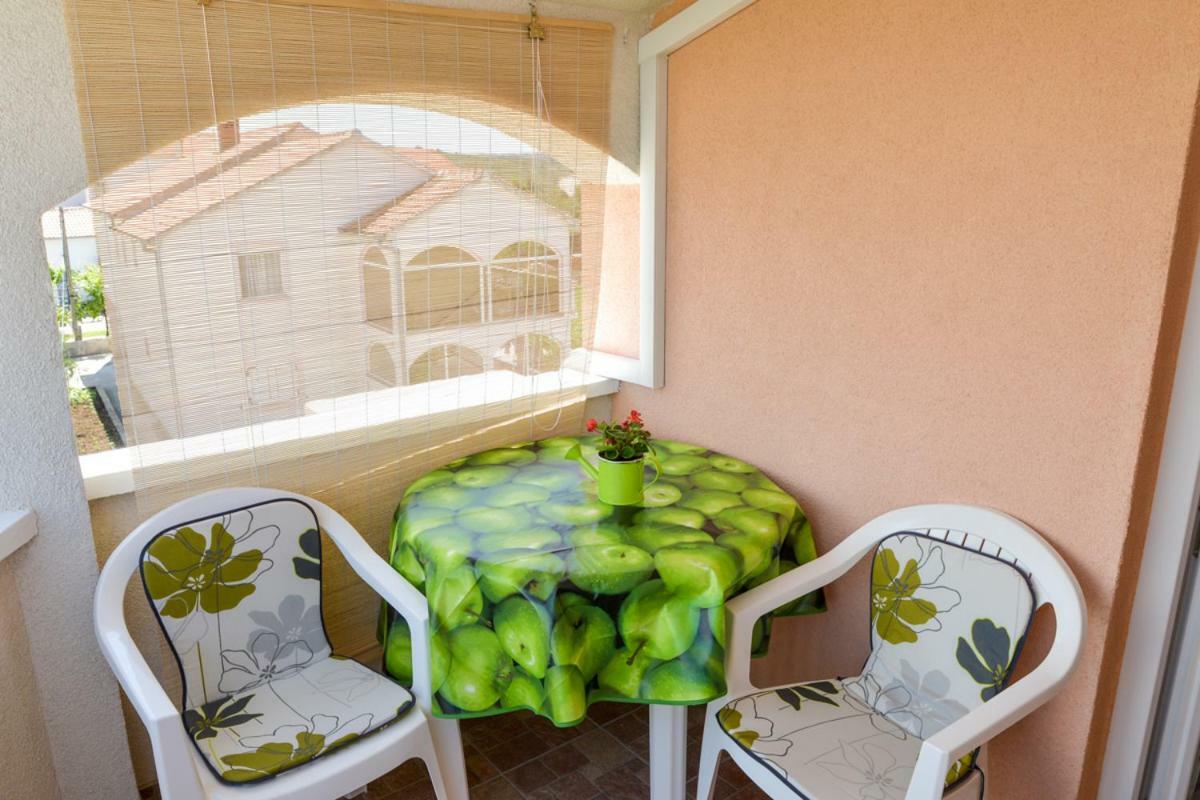 Apartment Antonio Zara Esterno foto