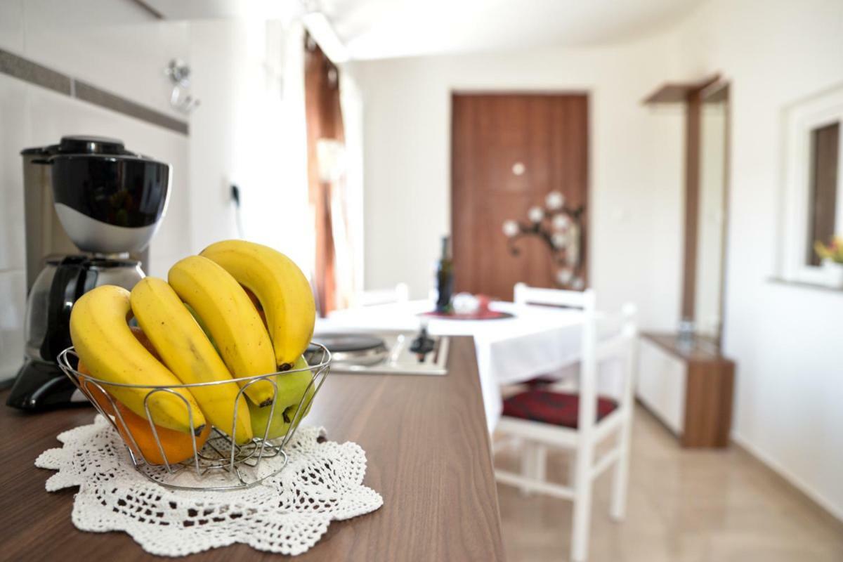 Apartment Antonio Zara Esterno foto